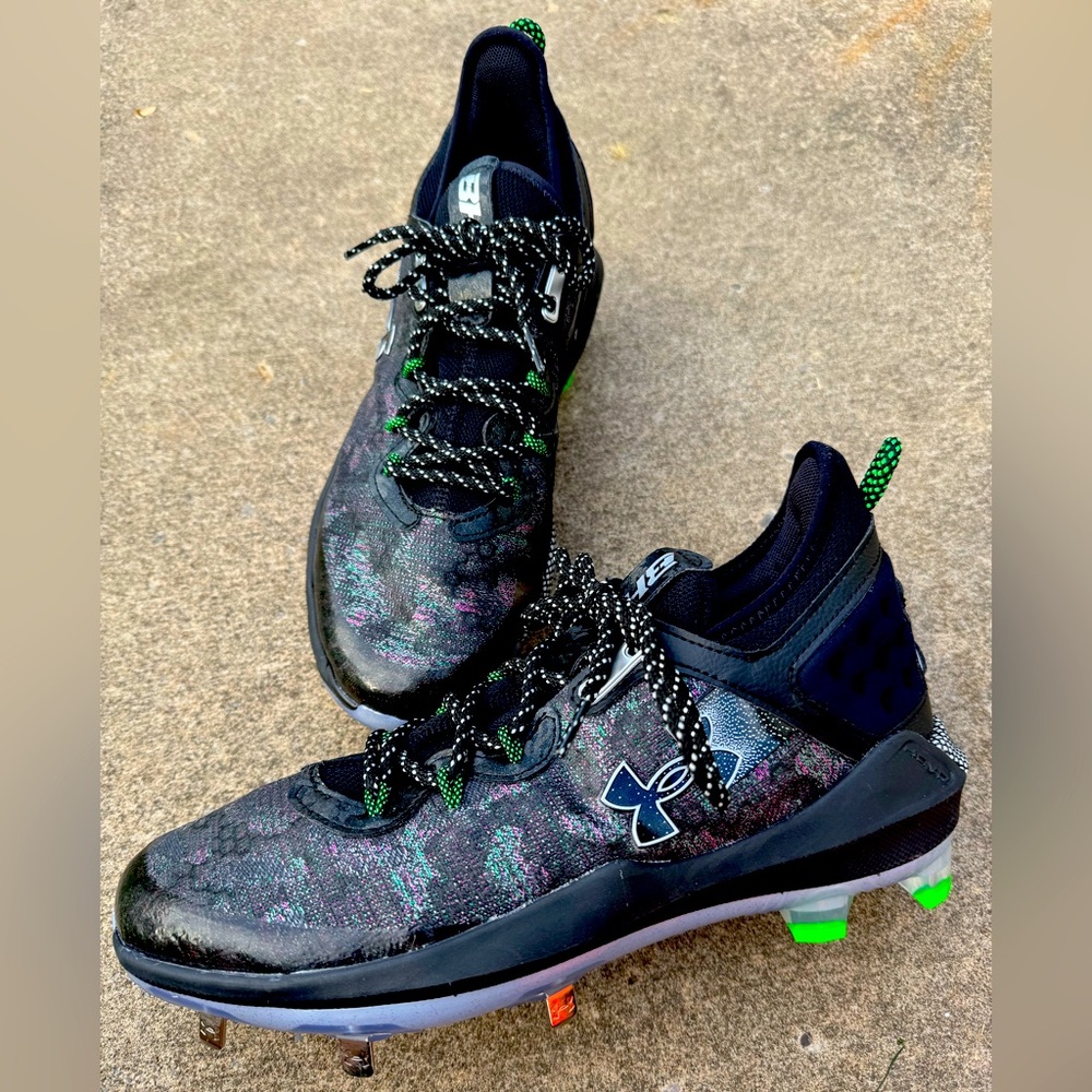 Mens Under Armour Bryce Harper Area 8 metal baseball cleats